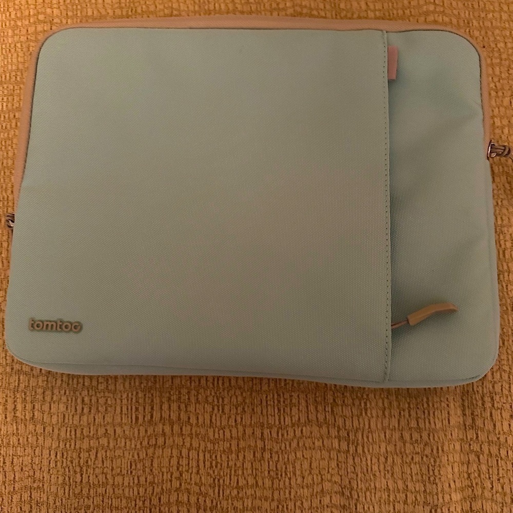 Tomtoo laptop bag